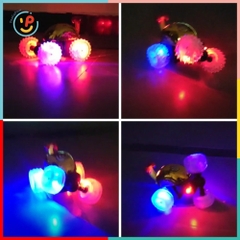 Xe ô tô điều khiển nhào lộn 360 độ có đèn điều khiển từ xa 999G 1C