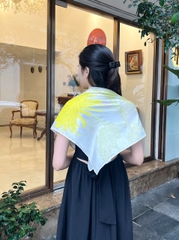 Khăn lụa tơ tằm vẽ tay – khăn lụa vuông vẽ hoa cúc