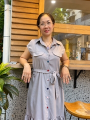 Váy Linen Khuy Bọc Thủ Công – Nhẹ Nhàng Cho Mỗi Ngày, Chỉn Chu Cho Mọi Cuộc Hẹn