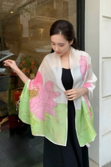 Khăn lụa tơ tằm vẽ hoa sen hồng – Quà tặng Văn hóa Việt cao cấp