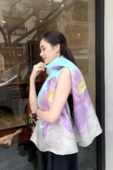 Khăn lụa tơ tằm vẽ tay hoa sen tím – Quà tặng thủ công cao cấp