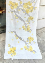 Khăn lụa tơ tằm vẽ tay cành mai vàng – Khăn lụa quà tặng lưu niệm