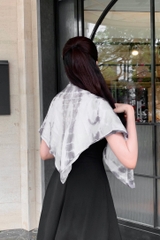 KHĂN LỤA TƠ TẰM NHUỘM TỰ NHIÊN VUÔNG - KHĂN NHUỘM MÀU TRÀ - QUÀ TẶNG CAO CẤP