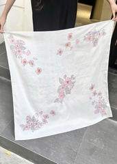 KHĂN LỤA TƠ TẰM VẼ TAY VUÔNG – VẼ HOA ĐÀO RƠI - QUÀ TẶNG VĂN HÓA VIỆT