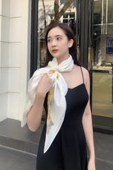 KHĂN LỤA TƠ TẰM VẼ TAY VUÔNG – VẼ HOA MAI VÀNG - QUÀ TẶNG VĂN HÓA VIỆT