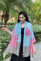 Khăn lụa tơ tằm vẽ hoa sen hồng – Quà tặng Văn hóa Việt cao cấp