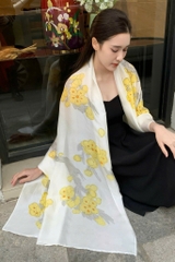 Khăn lụa tơ tằm vẽ tay cành mai vàng – Khăn lụa quà tặng lưu niệm