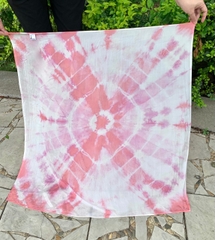 KHĂN LỤA TƠ TẰM NHUỘM TỰ NHIÊN VUÔNG - KHĂN NHUỘM MÀU CÁNH KIẾN - QUÀ TẶNG CAO CẤP