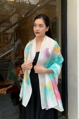 Khăn lụa tơ tằm vẽ hoa sen hồng nền nhiều màu – Khăn tơ tằm Việt Nam cao cấp