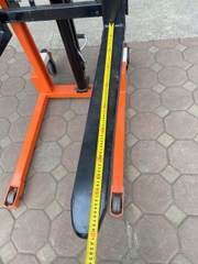 Xe nâng tay cao 1 tấn có phanh