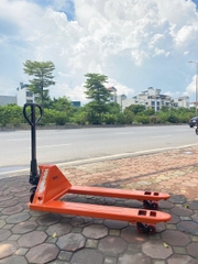 Xe nâng tay thấp 3000kg càng rộng 685x1220
