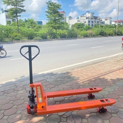 Xe nâng tay thấp 2500kg càng hẹp