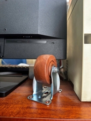 Bánh xe chịu nhiệt màu nâu phi 75 cố định