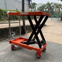 Xe nâng bàn cam 500kg