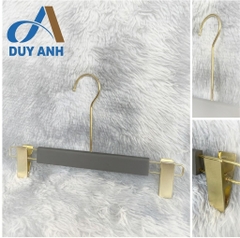 Kẹp Quần Gỗ Ghi Cao Cấp - Kẹp Mạ Crom
