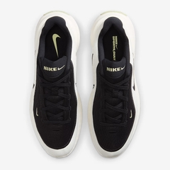 Giày thời trang Nike Uplift Sc Nam IB2765-100