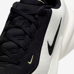 Giày thời trang Nike Uplift Sc Nam IB2765-100