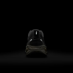 Giày chạy bộ Nike VOMERO 18 Nam HM6803-101