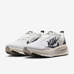 Giày chạy bộ Nike VOMERO 18 Nam IB5726-100