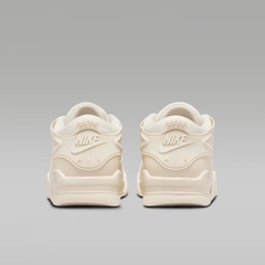 Giày bóng rổ Nike AIR JORDAN 4 RM Nữ FQ7940-200