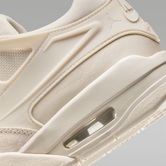 Giày bóng rổ Nike AIR JORDAN 4 RM Nữ FQ7940-200