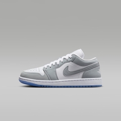 Giày bóng rổ Air Jordan 1 Low Nike Nữ DC0774-105