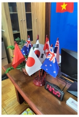 Cờ để bàn - 5 Nước - Đế Gỗ - Cờ tùy chọn