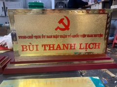 Biển Chức Danh Tam Cấp Mặt Đồng 2mm Mạ Vàng