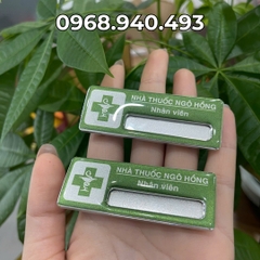 Thẻ tên đeo ngực