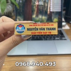 Thẻ tên đeo ngực