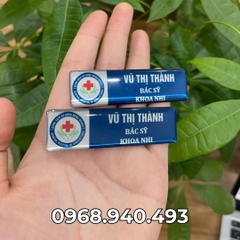 Thẻ tên đeo ngực