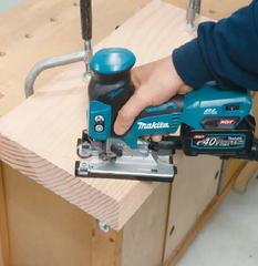 Máy Cưa Lọng Dùng Pin Makita JV001GZ (BL)(40Vmax) Không kèm pin sạc