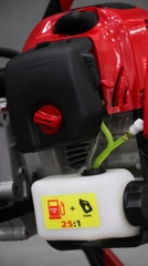 Máy khoan đất Oshima 2P 52cc Đỏ 2 thì (không mũi)