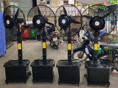 Quạt phun sương công nghiệp Mitsuta DB-26CF03 dáng cây đứng