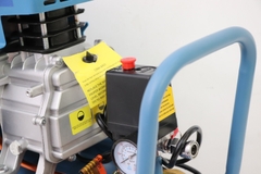 Máy nén khí Mitsukaisho 24-2.0 2.0HP Xanh đậm Điện 1 pha (có dầu, nhanh, dây đồng)