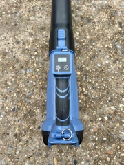 MÁY THỔI LÁ PIN YAMASU YMS-M09TL M21 CHÂN PIN PHỔ THÔNG