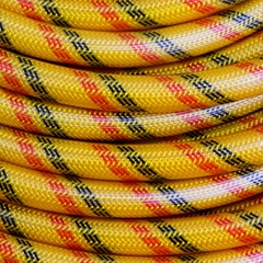 Ống nhựa PVC Cali 8.5mm x 50m Vàng
