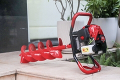 Máy khoan đất Oshima 2P 52cc Đỏ 2 thì (không mũi)