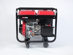 Máy phát điện chạy dầu Maxlock MD4500 (3.0KW - 220V)
