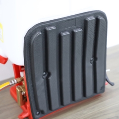 Máy phun thuốc trừ sâu, côn trùng động cơ Oshima 767 700W Đỏ 2 thì (bơm vuông đồng)