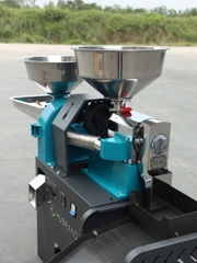 Bộ máy xát nghiền gạo Huspanda HNF680I (Motor HPN3000 - Sàng lọc sạn rung) Cối xát nghiền Inox