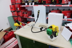 Máy cắt cỏ Oshima VX260 0.7KW Vàng-xanh 2 thì (rời, xoay)