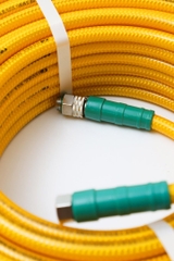 Ống nhựa PVC Hankil No.6 8.5mm x 50m Vàng