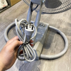 Quạt sàn Hatari Thái Lan IT22M1