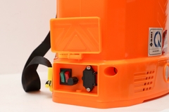 Máy phun thuốc trừ sâu, côn trùng điện HANKIL 20DP- ắc quy Cam Bình ắc quy 12V12Ah