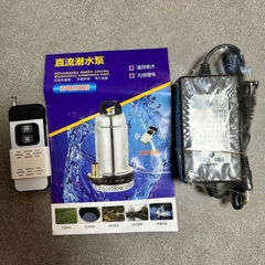 MÁY BƠM CHÌM BƠM TÕM ĐIỆN DC 12V SẠC PIN CÓ ĐIỀU KHIỂN TỪ XA BƠM TƯỚI VƯỜN HIỆU QUẢ ĐA NĂNG NHỎ GỌN BỀN BỈ