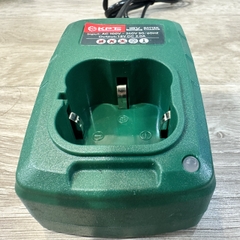 Dock Sạc Pin KPTs SAC-18V 18V Sạc Nhanh Tự Ngắt Cho Pin 4 Cell