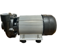 Điện Máy Minh Thành HD - Máy Bơm Nước Ly Tâm Thân Nhôm 1100w - 220v Hút Sâu 9m  Đẩy Cao 28m Hút Xả 49/42 Lưu Lượng 417l/min Cánh Đồng Cốt Inox 304  THương Hiệu HTC Dây Đồng Bảo Hành 12 Tháng