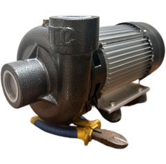 Điện Máy Minh Thành HD - Máy Bơm Nước Ly Tâm Thân Nhôm 750w - 220v Hút Sâu 9m  Đẩy Cao 20m Hút Xả 49/49 Lưu Lượng 367l/min Cánh Đồng Cốt Inox 304  THương Hiệu HTC Dây Đồng Bảo Hành 12 Tháng