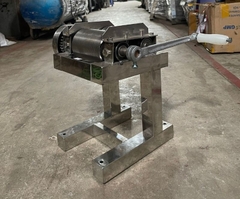 QỦA LU INOX MÁY THÁI BÌ HEO BÌ LỢN ĐA NĂNG KHUNG INOX HỘP QUẢ LU ĐƯỜNG KÍNH 90MM DÀI 120MM